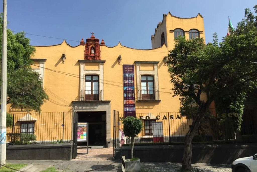Casa del Risco Museum facade