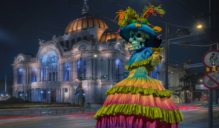 La Noche de Museos de octubre tendrá actividades especiales del Día de Muertos 2026: desde gala de vampiros hasta rodada
