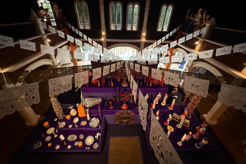 Ofrenda de Día de Muertos del Museo Dolores Olmedo