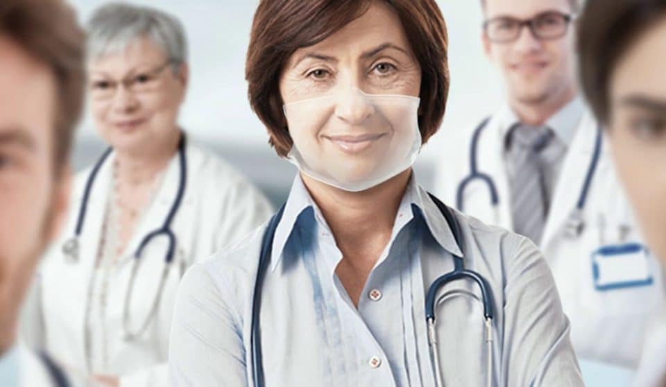 Les premiers masques entièrement transparents fabriqués à Genève !