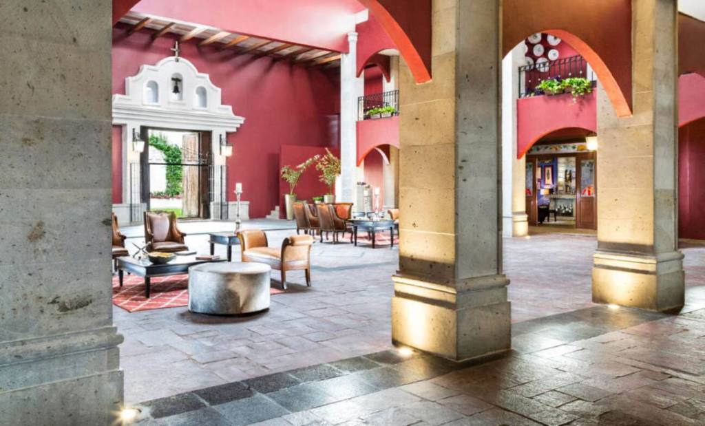 A solo 8 minutos del tren: la antigua fábrica textil de 1895 en Guadalajara que hoy es un hotel boutique