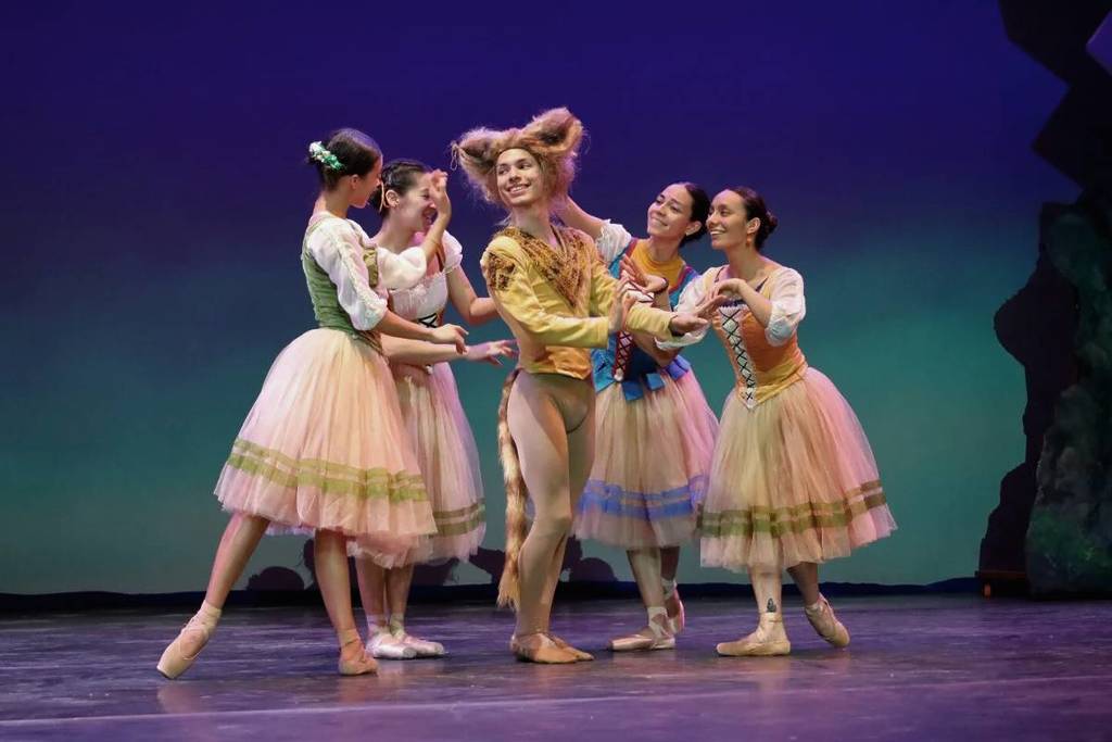 El gato con botas Ballet de Jalisco