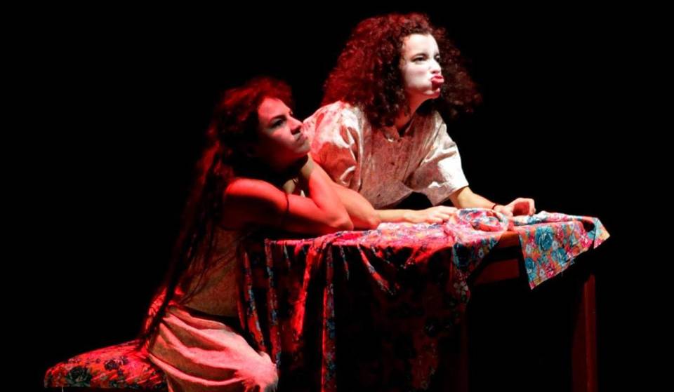 Ve tres obras de teatro gratis, ¡solamente por este fin!