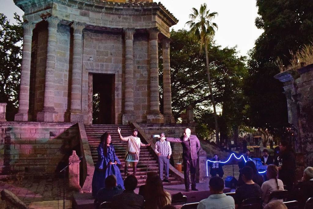 recorrido nocturno leyendas panteón belén