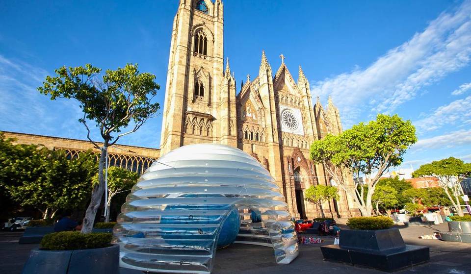Domo Intermitente: una instalación inmersiva visitó la explanada del Templo Expiatorio
