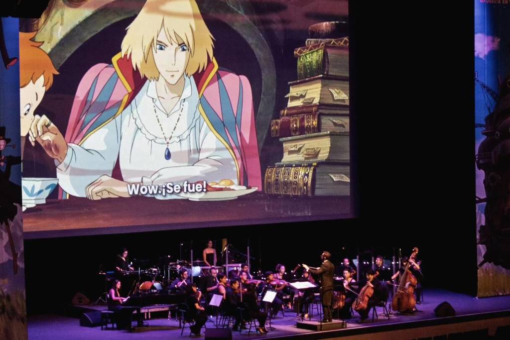 Attack of Titan orquesta en vivo