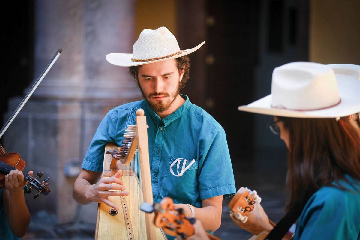 Encuentro Nacional del Mariachi Tradicional