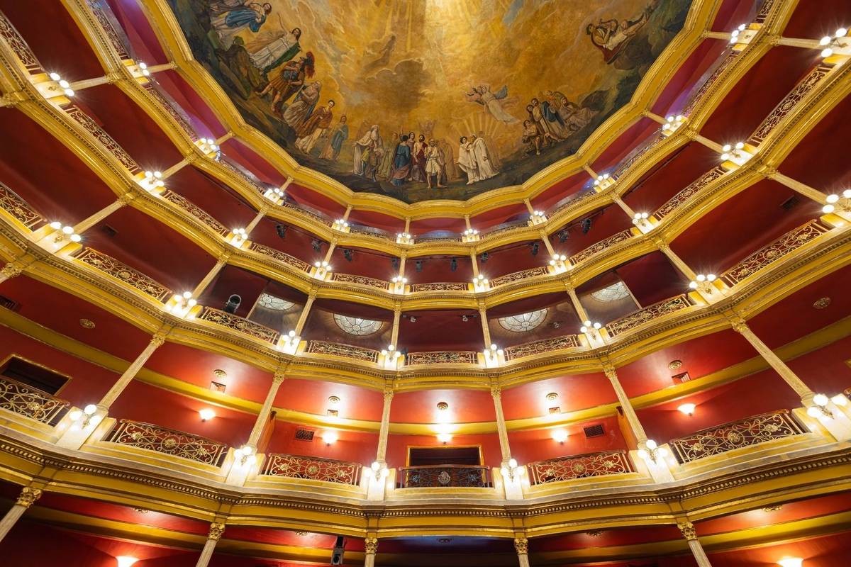 noche música española guadalajara