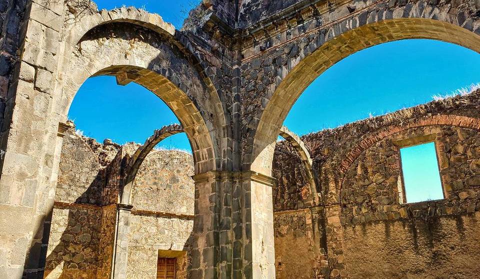 El misterioso templo inconcluso que puedes visitar a 2 horas de Guadalajara