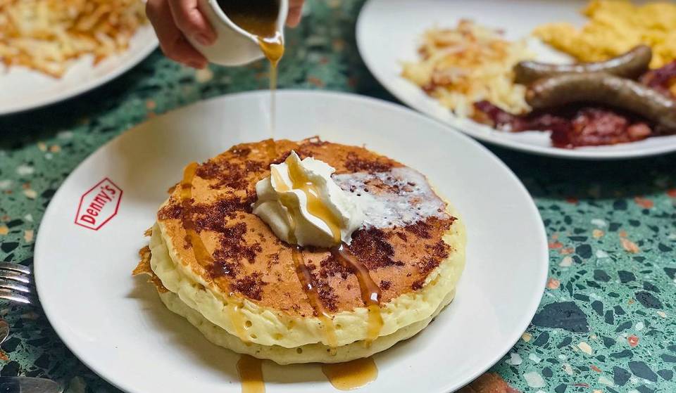 Free pancakes at Denny’s Guadalajara if you come in your pajamas: here’s how this fun nighttime promotion will work