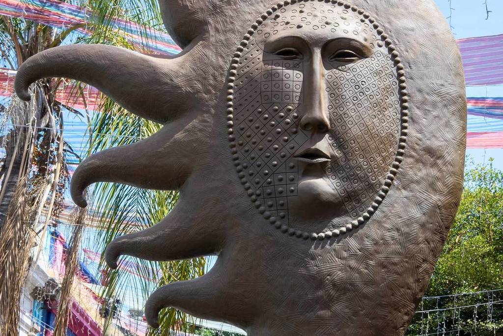 Sergio Bustamante Gallery