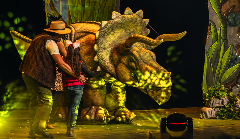 A large-scale, live dinosaur show is coming to Guadalajara this November