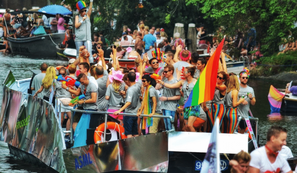 C&rsquo;est officiel : la Canal Parade d&rsquo;Amsterdam aux couleurs des fiertés aura lieu cet été !