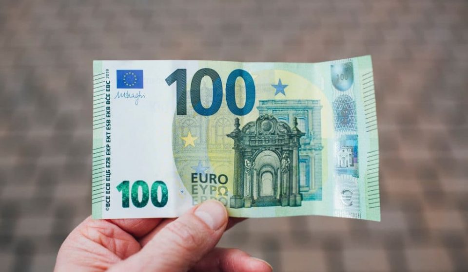 Un « Pass Culture » de 300 euros offert à tous les jeunes de 18 ans en France pour les musées, cinémas, concerts, livres…