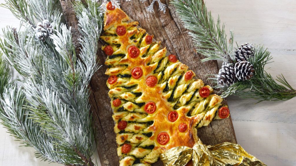 Recette de Noël : le sapin feuilleté au pesto pour l&rsquo;apéritif !