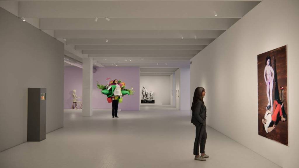 Art contemporain sur les 3 étages – sur invitation de lille3000, les 22 Fonds régionaux d’art contemporain (Frac) sont réunis au Tripostal pour une exposition inédite sur l’humour