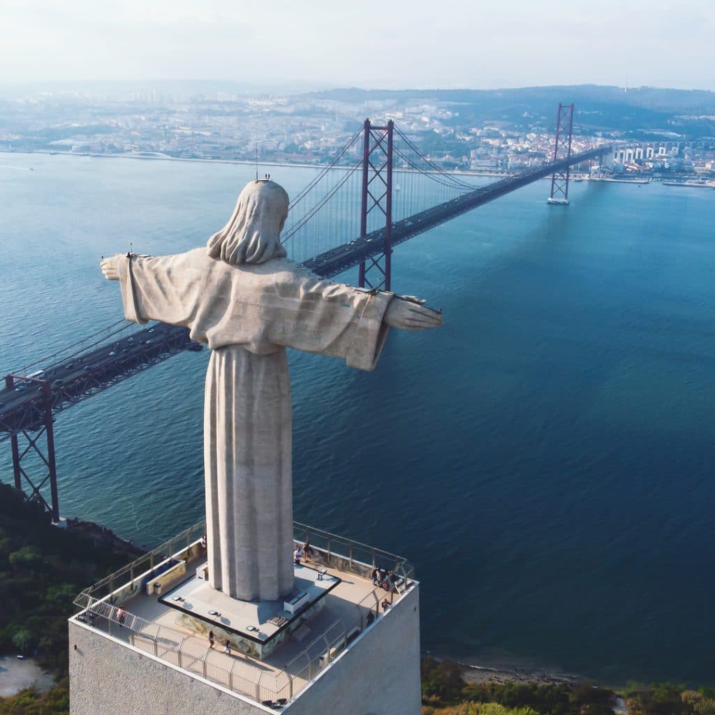 Christ-Roi à Almada