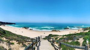Nudist Beaches In Portugal: The 9 Official Ones In The Country