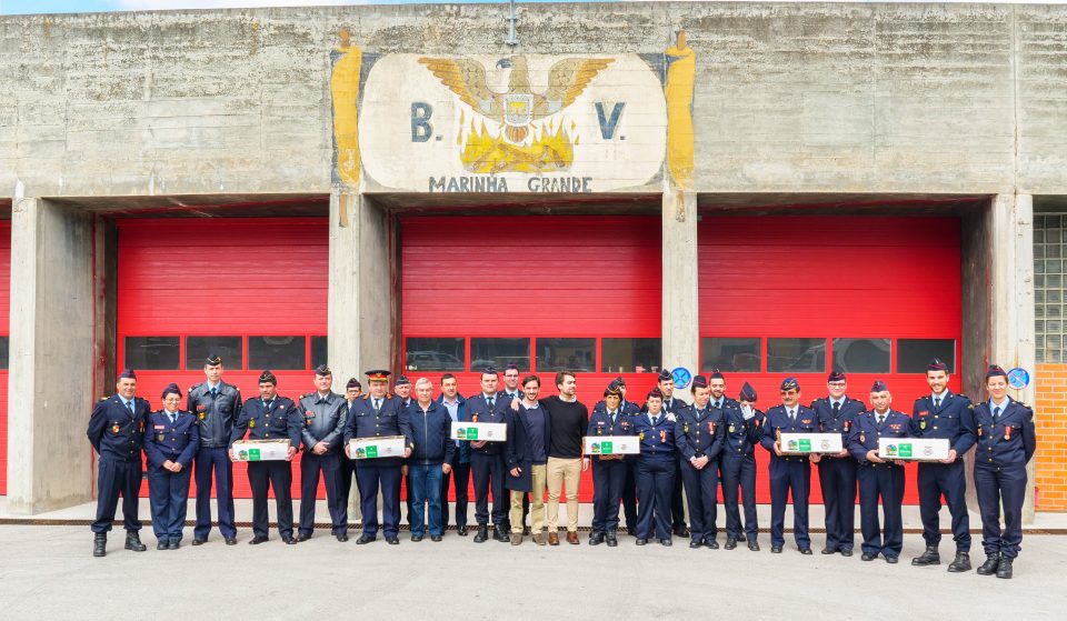 Já podes reservar o teu Pinheiro Bombeiro e ajudar os Bombeiros Voluntários Portugueses