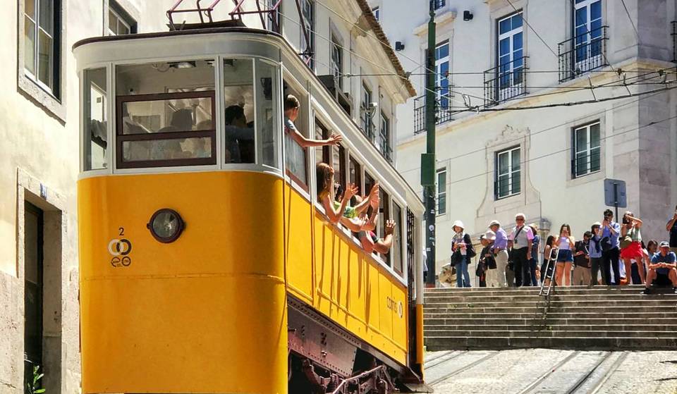 Las curiosidades del Elevador da Glória, uno de los iconos más queridos de Lisboa