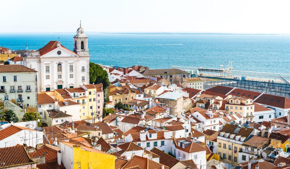 De onde vem o nome Alfama?