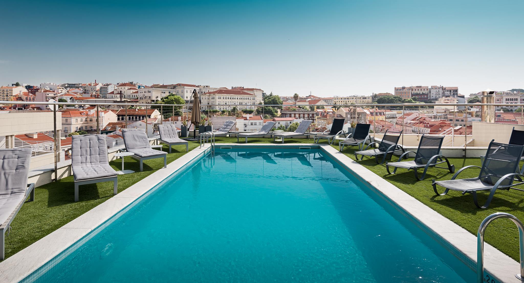 Os melhores rooftops em Lisboa para beber um copo e petiscar Lisboa