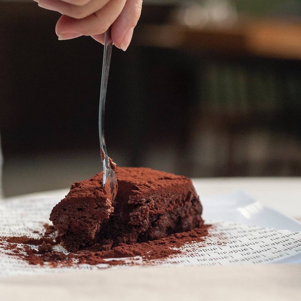 gâteau au chocolat à la boutique Landeau à la LX Factory