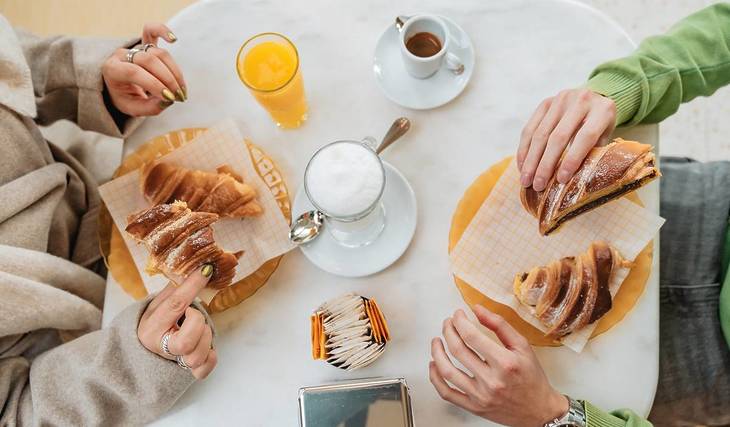 O guia definitivo dos croissants em Lisboa que te vai deixar de água na boca: de tamanhos variados a recheios surpreendentes