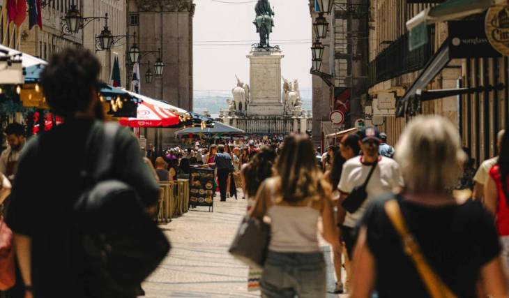 Olvídate de los típicos recorridos turísticos: desde nuevos espacios en la ciudad hasta exposiciones gratuitas, descubre los mejores planes para el fin de semana en Lisboa