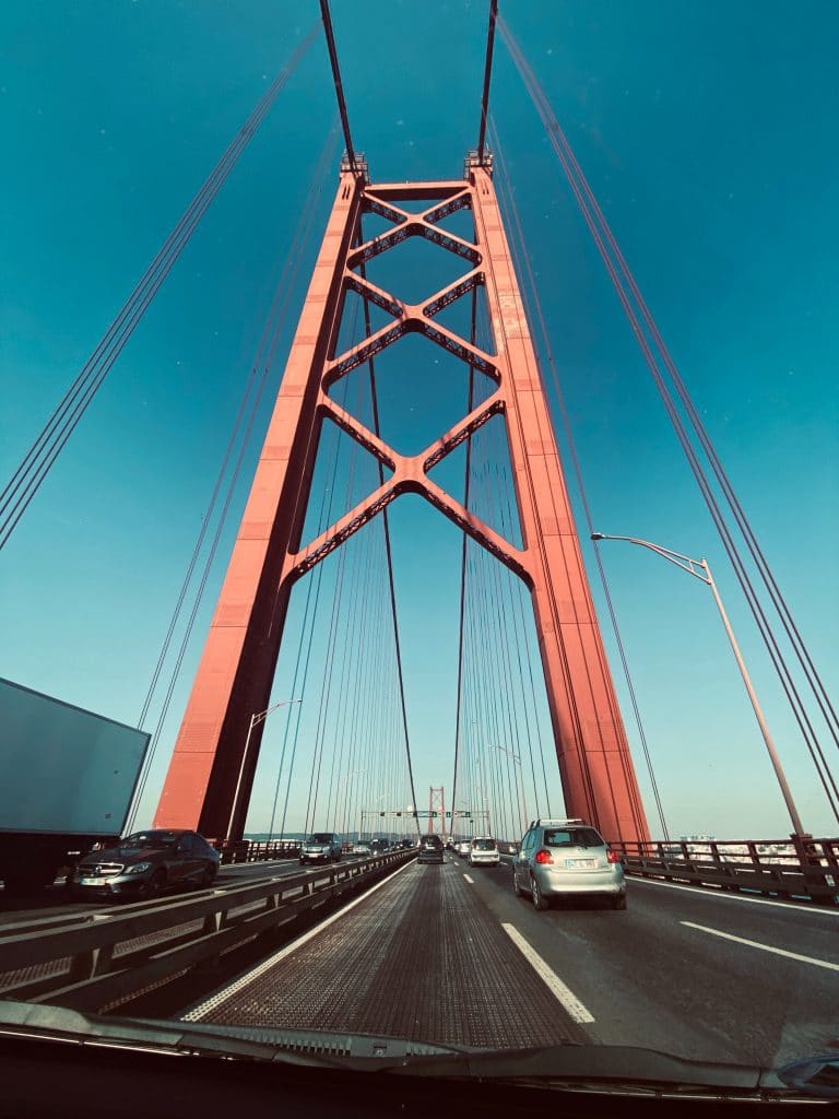 Ponte 25 de Abril