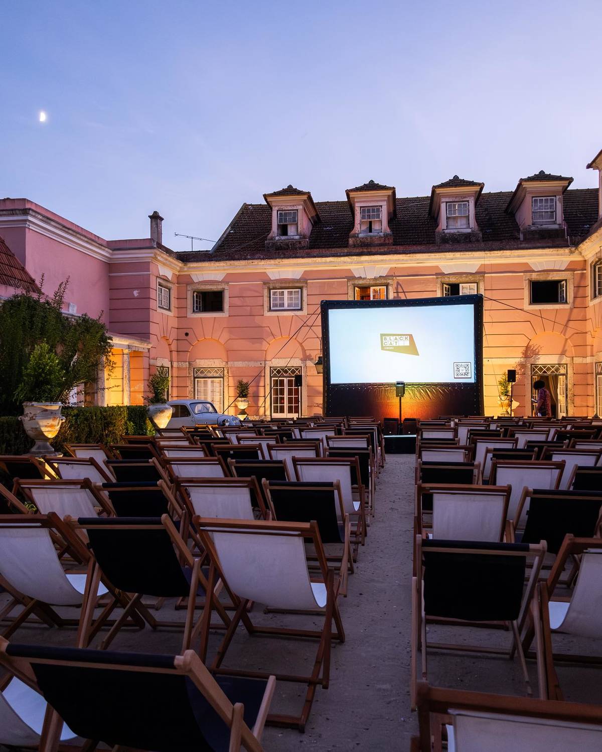 cinema ao ar livre no palácio do grilo