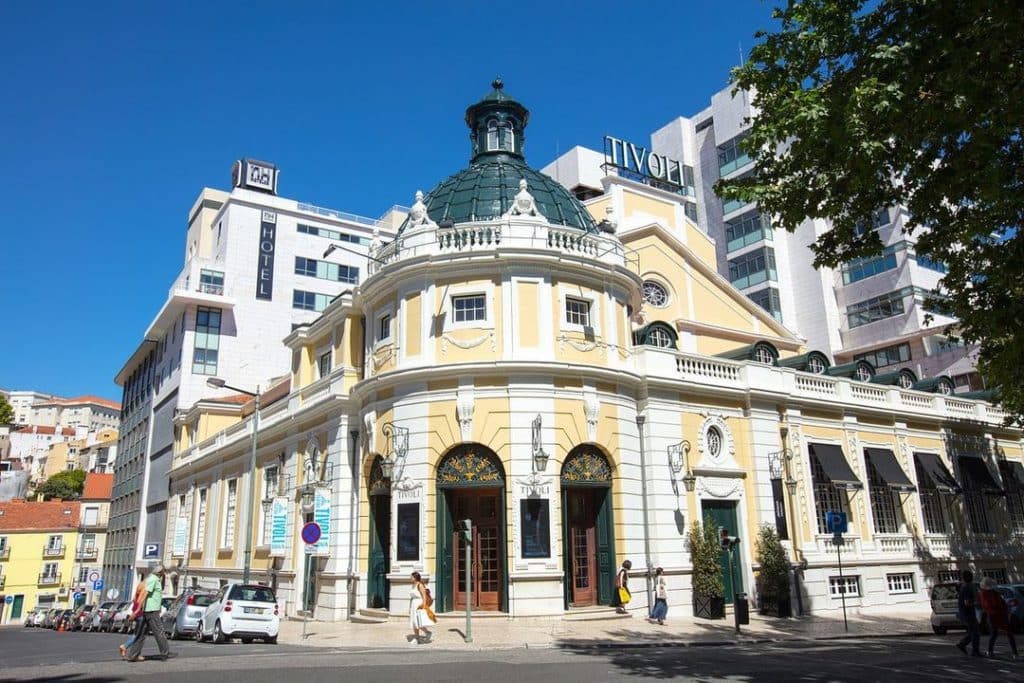 façade du théâtre tivoli