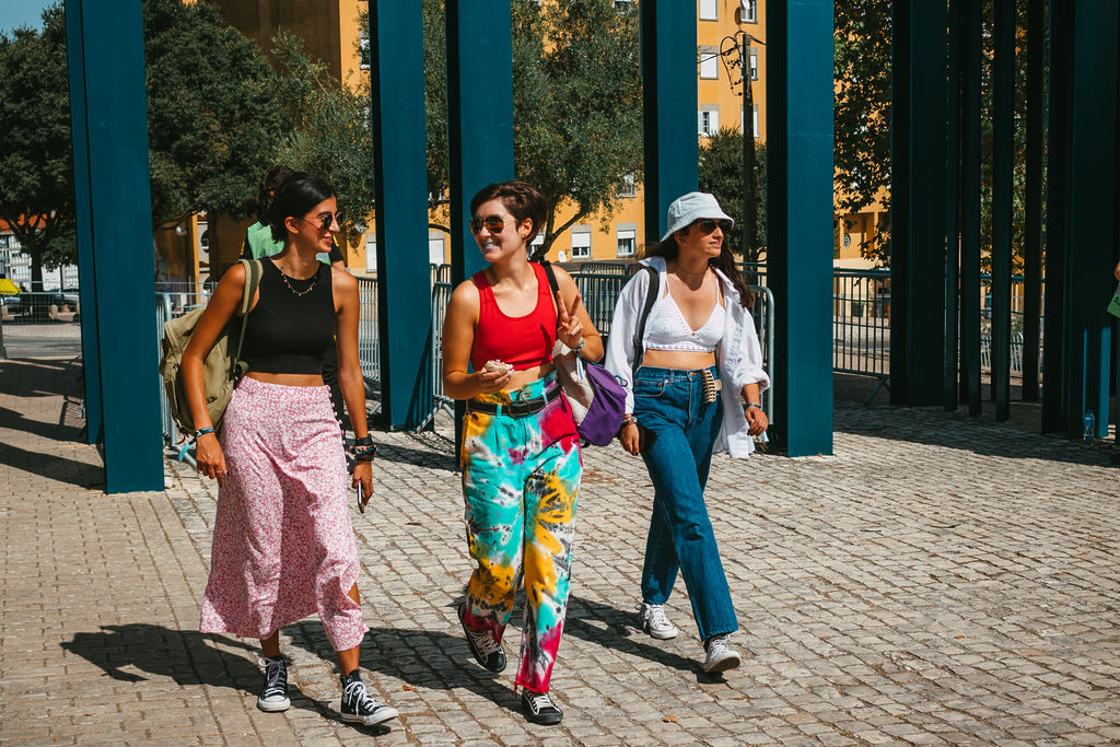 pessoas a entrar para o Kalorama 2022, festivais de verão