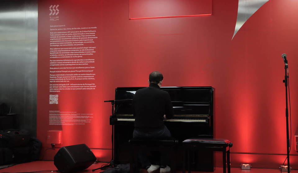 Há um piano em Entrecampos, para quem quiser tocar