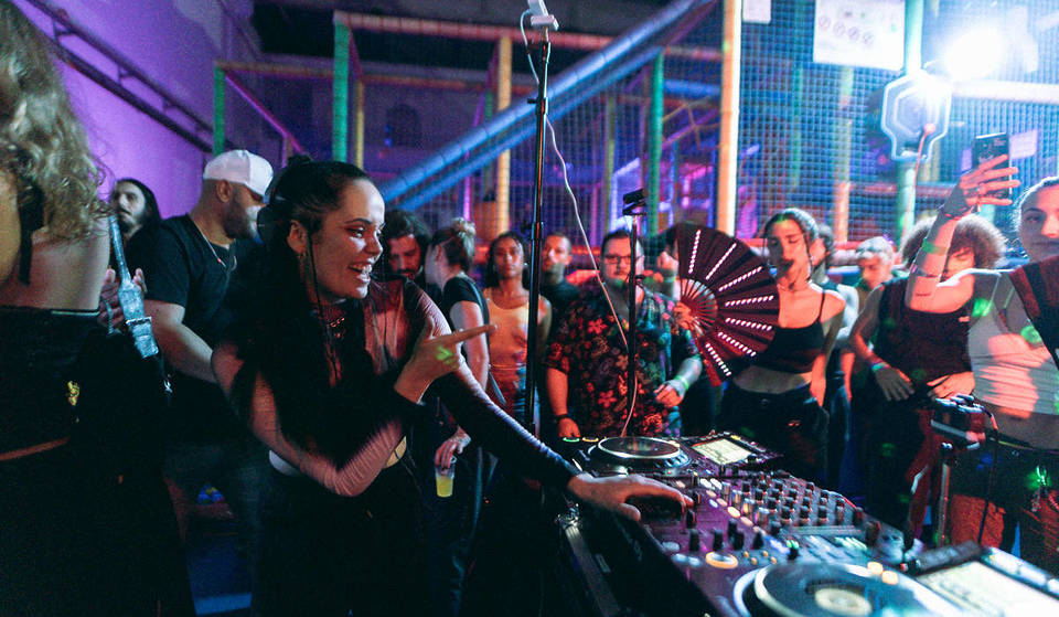 Lisboa vai receber uma rave party num parque de trampolins