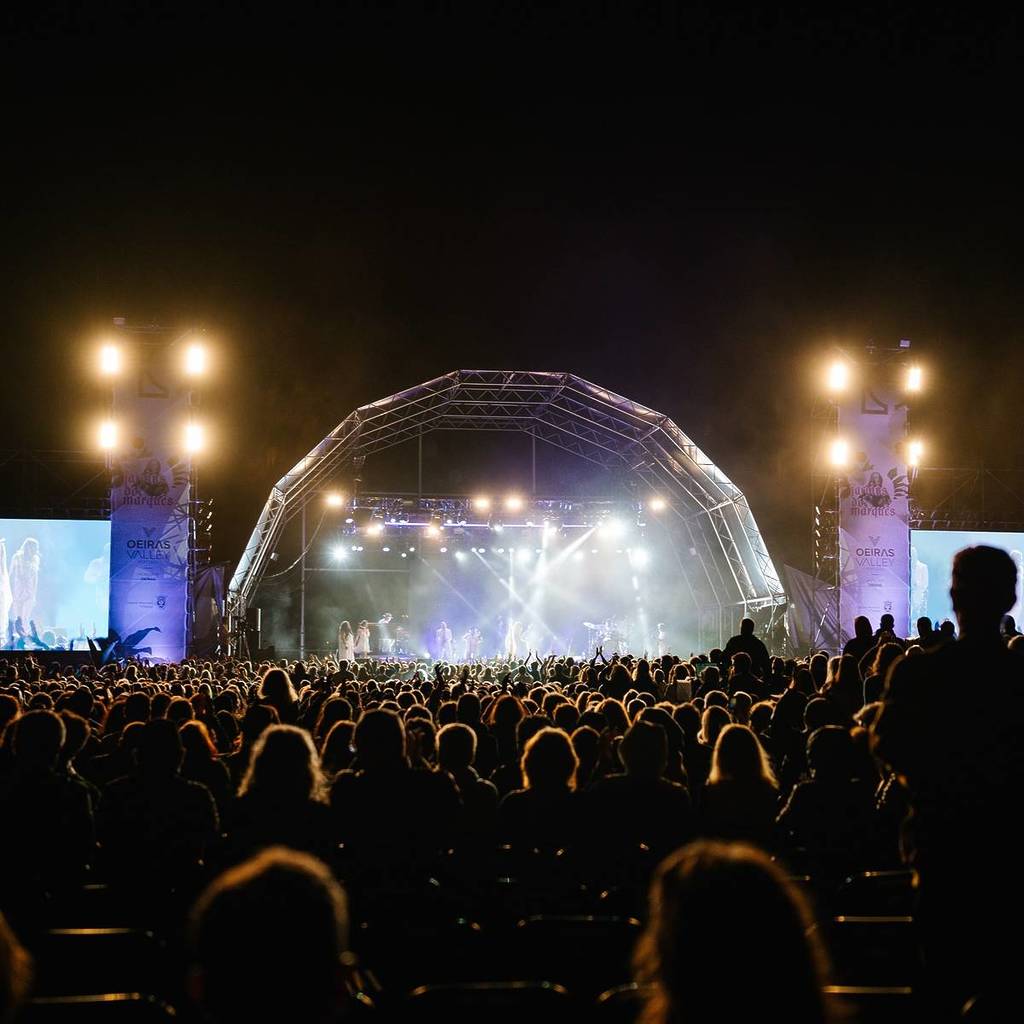 palco do festival de música nos jardins dos marquês de pombal