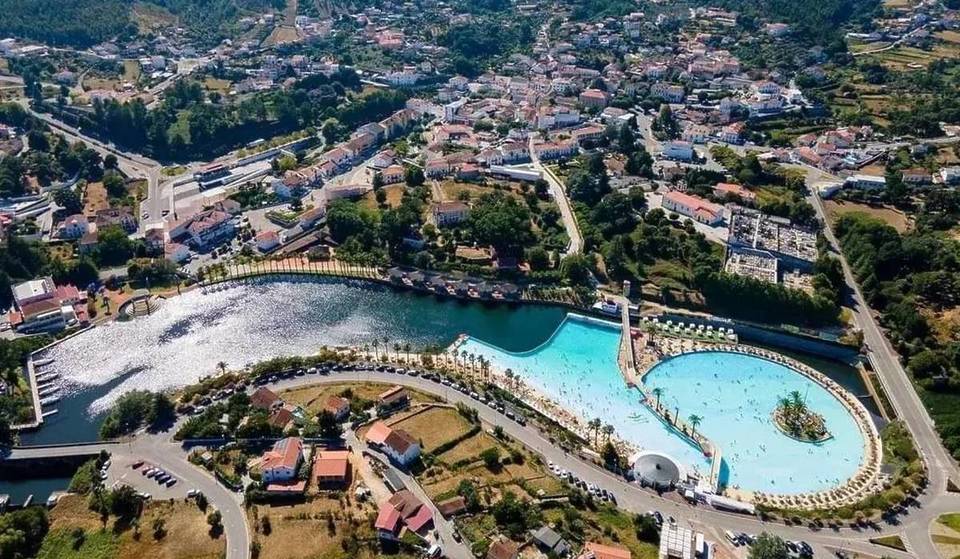 A maior piscina de ondas de Portugal vai abrir ainda este mês