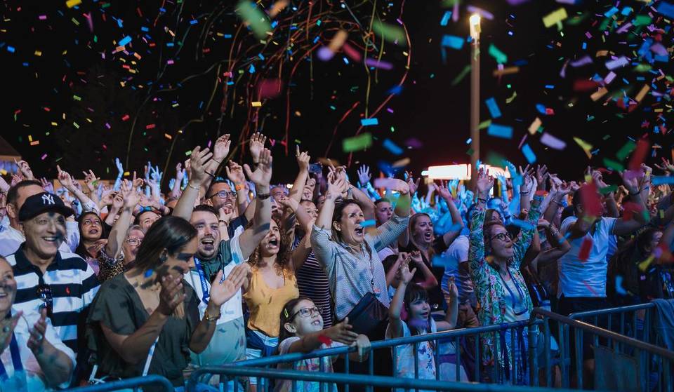 Pour ce festival Santos Populares, on peut même venir en bateau