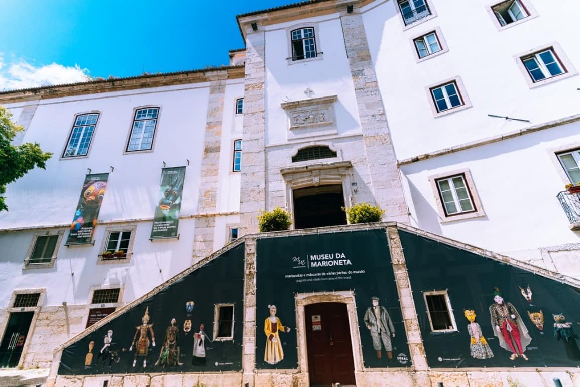 entrada para o museu da marioneta