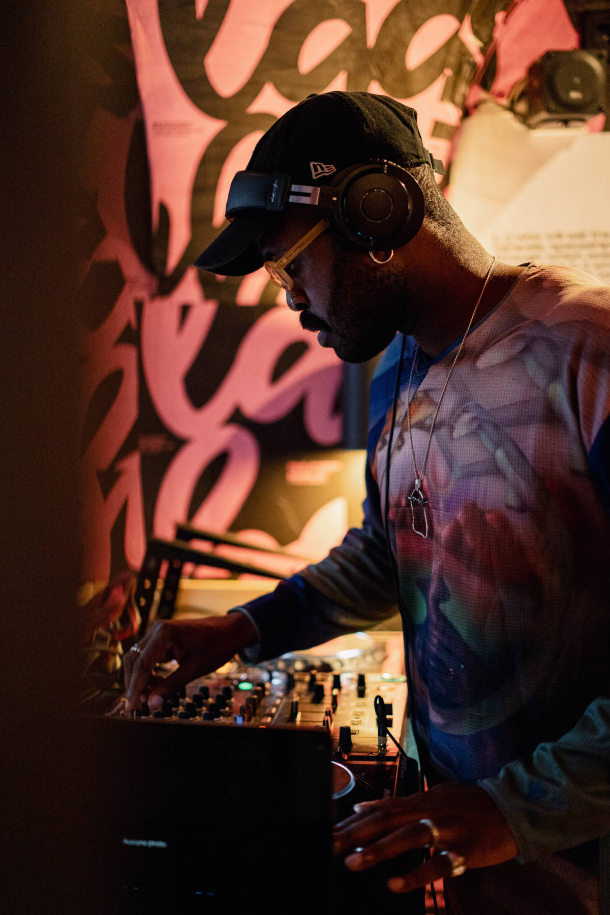 dj set no bar-galeria lambe lambe