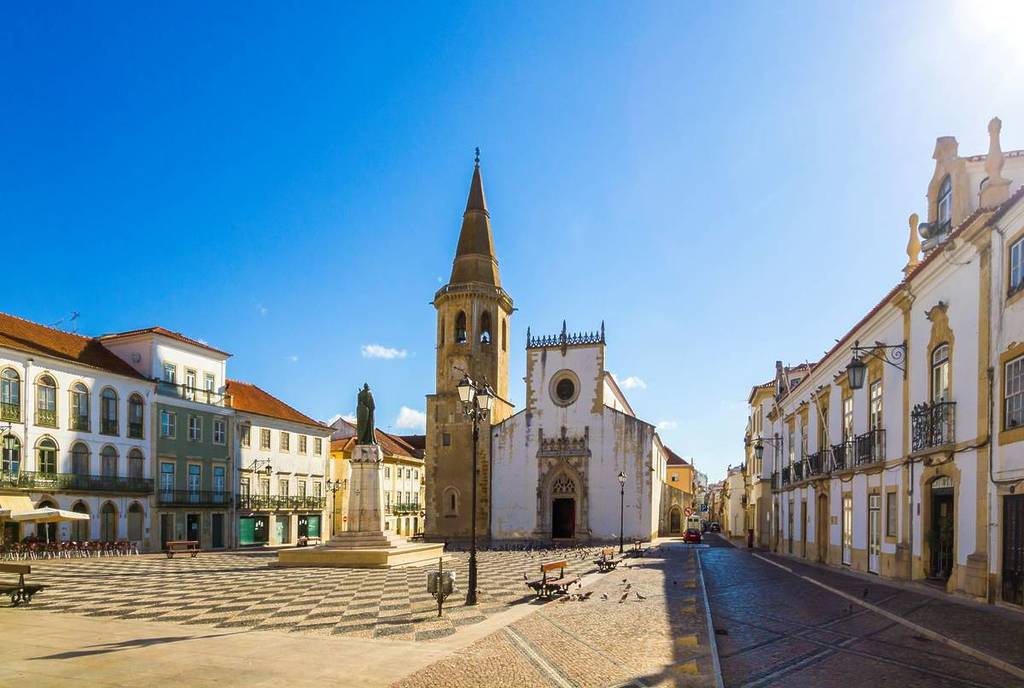 Centro histórico da cidade de Tomar, no distrito de Santarém