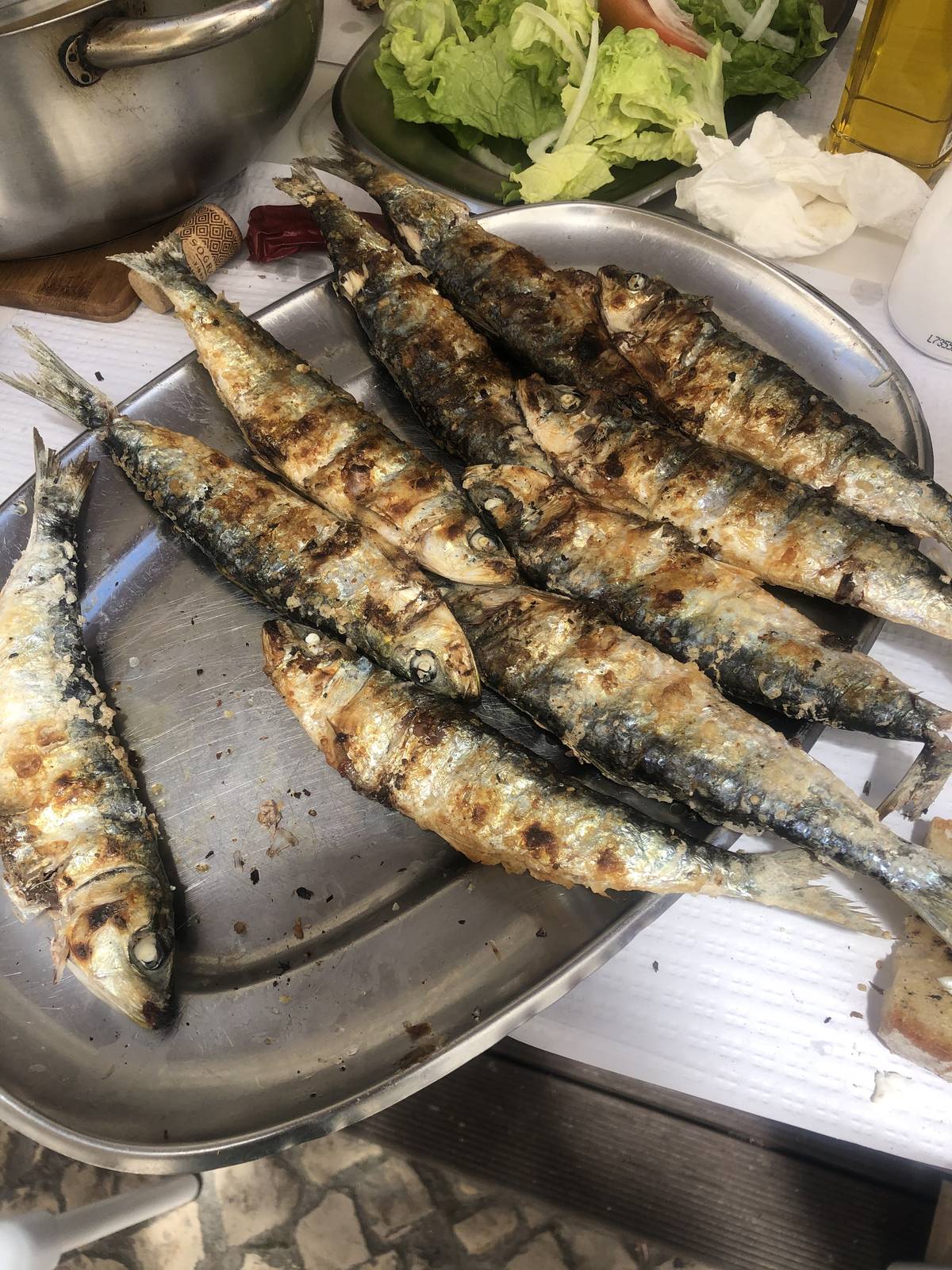 travessa de sardinhas assadas