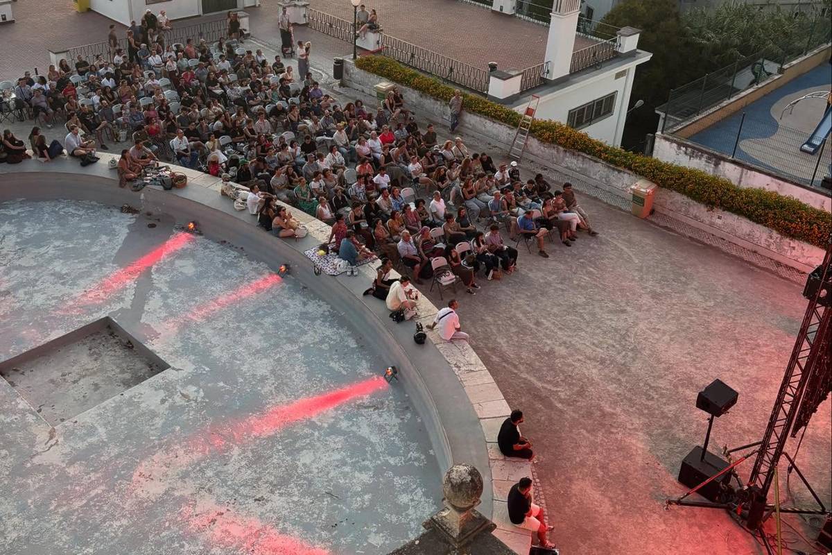 cinema no verão no jardim do torel