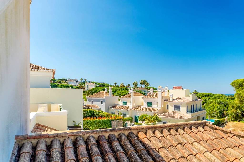 A Urbanização Quinta do Lago é uma das ruas mais caras para comprar casa em Portugal