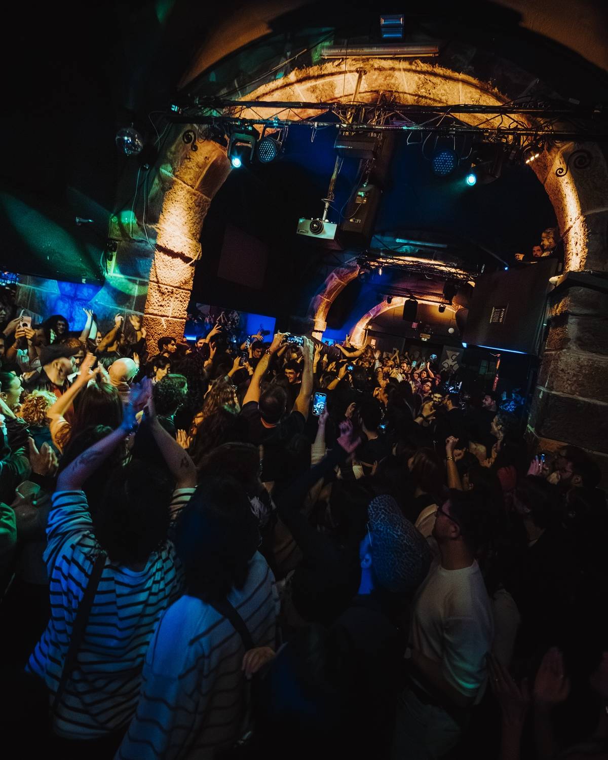 sala de espetáculos musicbox na rua cor de rosa, no cais do sodré