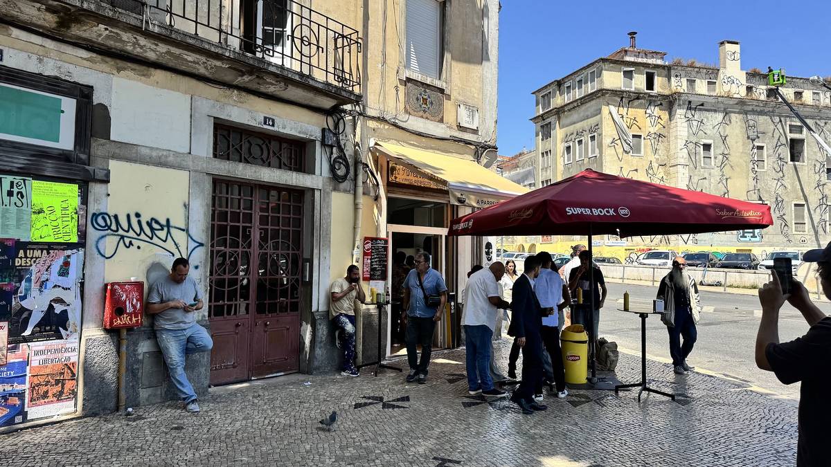 esplanada de a parreirinha do chile, bifanas em lisboa, tascas em lisboa