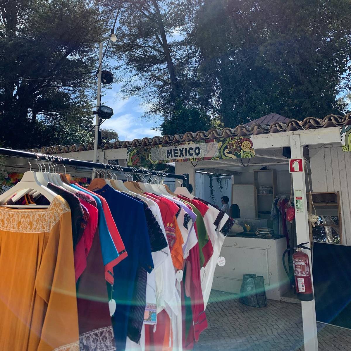 mercado de roupa no mercado da américa latina na fiartil