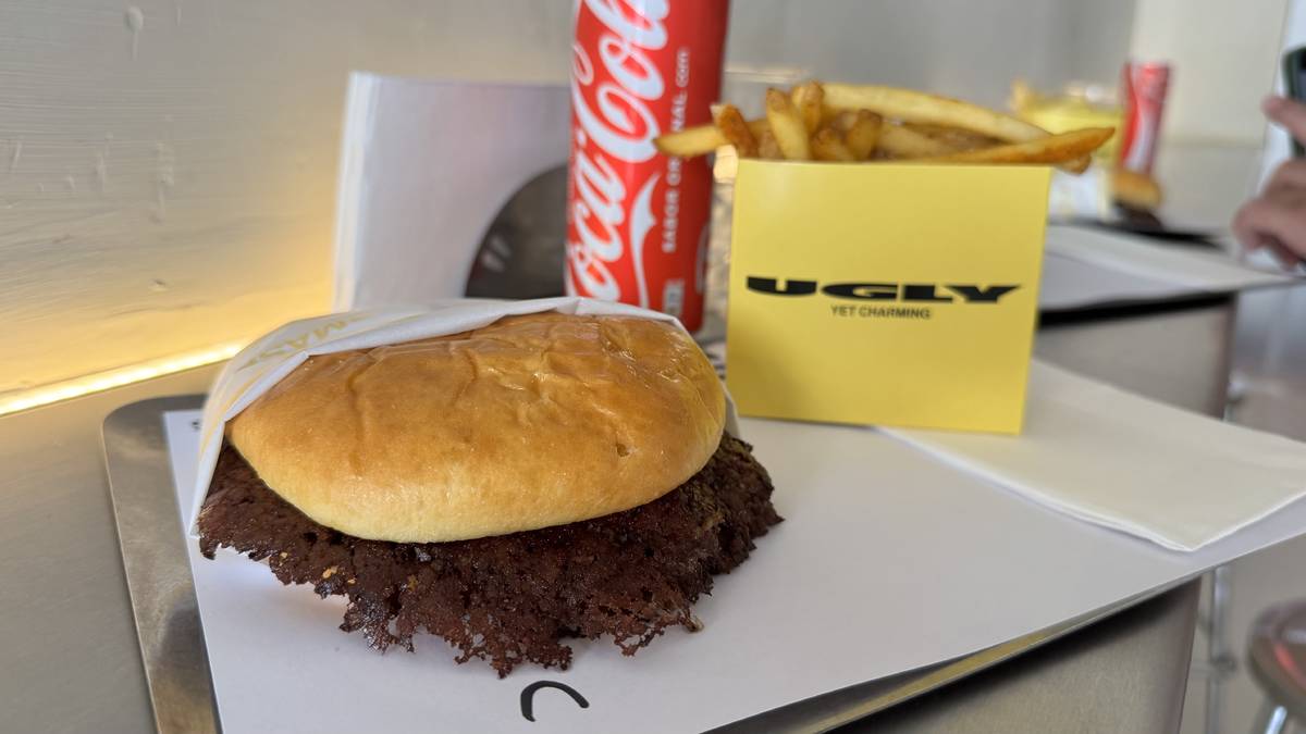 smash burger no Ugly Smash Burger