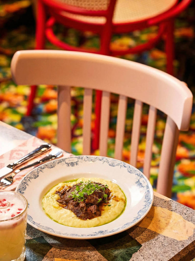 Piatto del giorno Guanciale di maiale con purè di patate al Mama Shelter