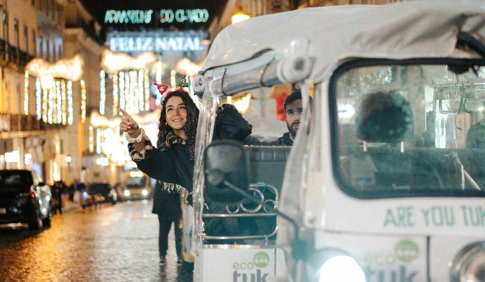 The Lisbon Christmas Tour that takes you to the most illuminated corners of the city (with local guide)